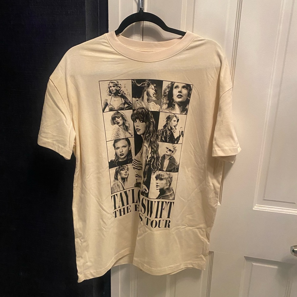 Taylor Swift 2024 Eras Tour Concert T Shirt from Philadelphia Show. Unworn.
